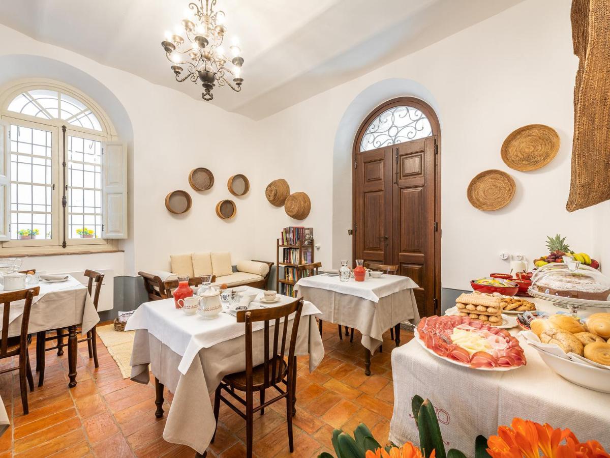 Palazzo Cherchi Dorgali Buitenkant foto