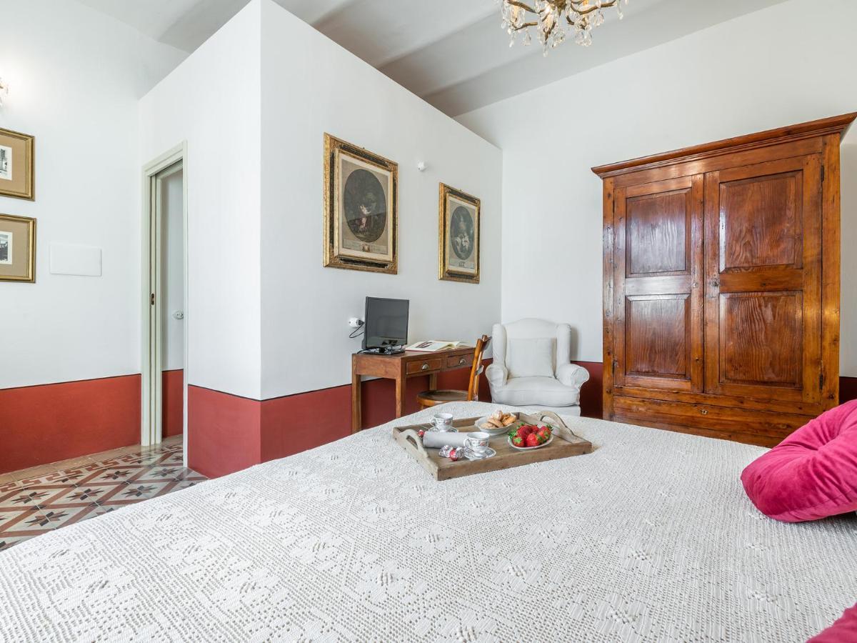 Palazzo Cherchi Dorgali Buitenkant foto